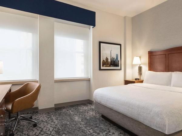 Hampton Inn Manhattan/Downtown- Financial District : photo 6 de la chambre chambre lit queen-size 