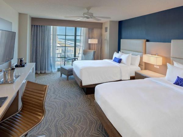 Hilton Virginia Beach Oceanfront : photo 1 de la chambre chambre double supérieure avec vue partielle sur l'océan
