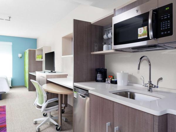 Home2 Suites By Hilton Orlando South Park : photo 1 de la chambre suite studio lit king-size - non-fumeurs