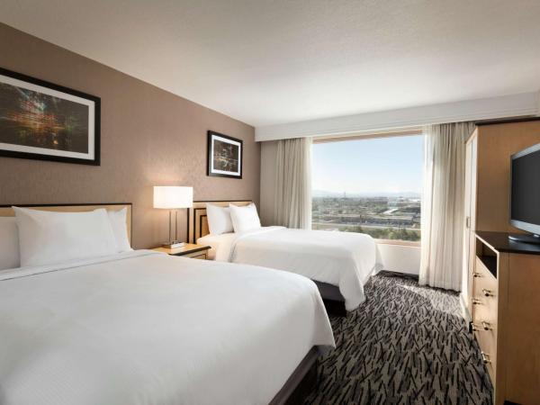 Embassy Suites by Hilton Convention Center Las Vegas : photo 5 de la chambre suite 1 chambre lit queen-size - adaptée aux personnes malentendantes