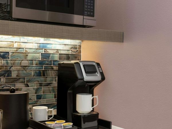 Hilton Garden Inn Austin North-Near the Domain, TX : photo 3 de la chambre chambre lit king-size