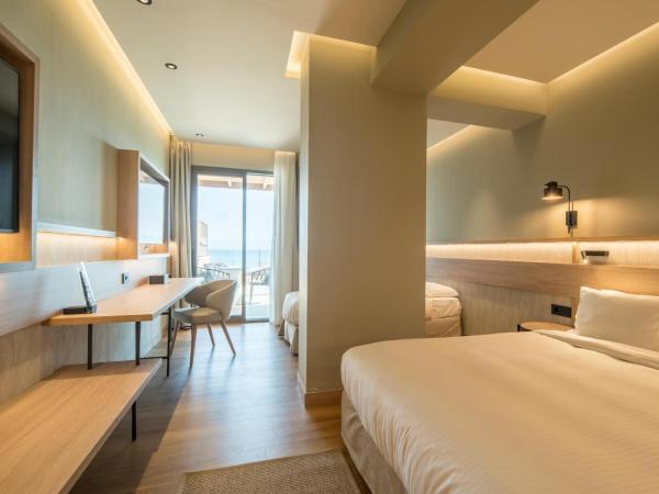 SENSEANA Sea Side Resort & Aquadventure : photo 4 de la chambre chambre familiale avec vue sur la mer