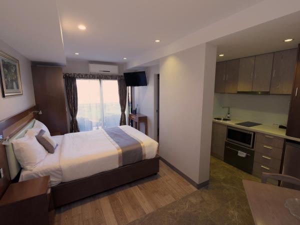 Melrose Apartments : photo 3 de la chambre studio