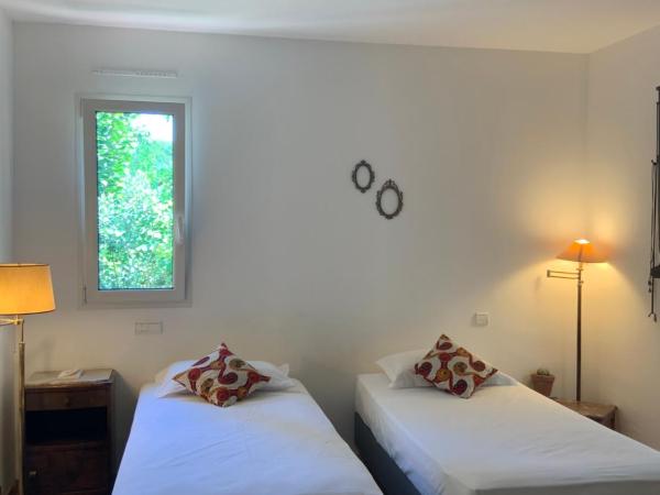 GinKgo : photo 2 de la chambre chambre double avec salle de bains privative