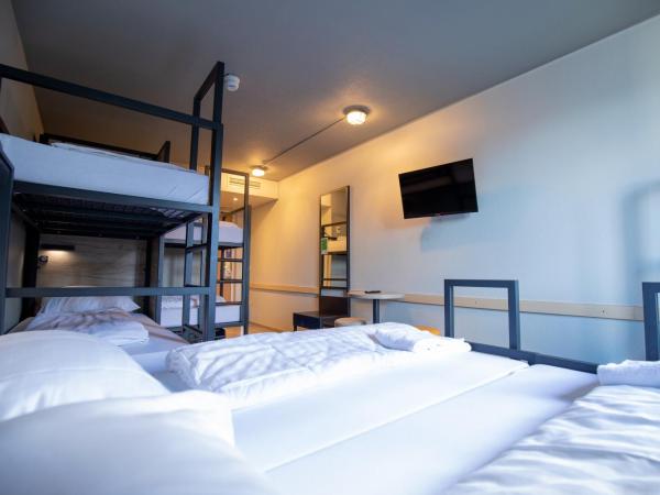 a&o Rotterdam City : photo 3 de la chambre chambre 6 lits