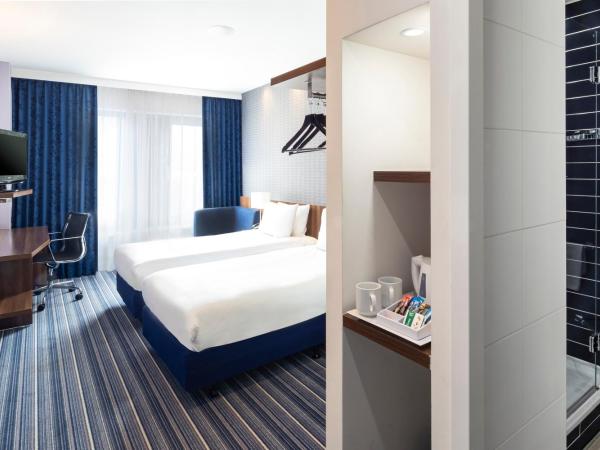 Holiday Inn Express Amsterdam - South, an IHG Hotel : photo 1 de la chambre chambre lits jumeaux standard