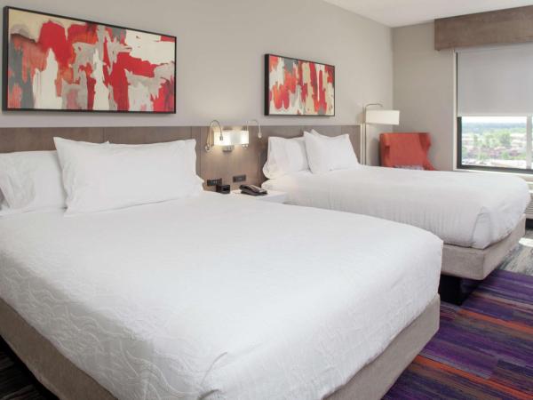 Hilton Garden Inn Charlotte Waverly : photo 4 de la chambre chambre avec 2 grands lits queen-size 