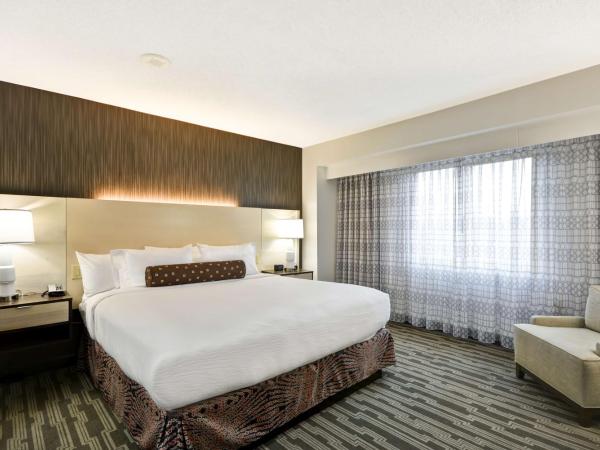 Embassy Suites Charlotte : photo 2 de la chambre suite présidentielle 2 chambres