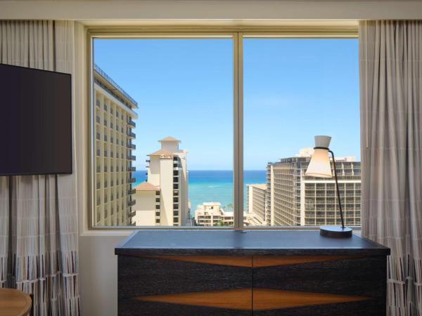 Embassy Suites by Hilton Waikiki Beach Walk : photo 9 de la chambre suite premium 1 chambre avec 2 lits queen-size - vue sur océan