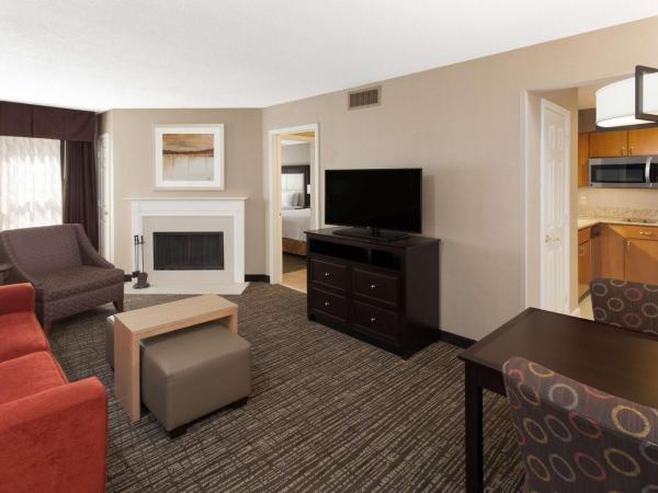 Homewood Suites by Hilton Indianapolis At The Crossing : photo 2 de la chambre suite 2 lits queen-size - non-fumeurs