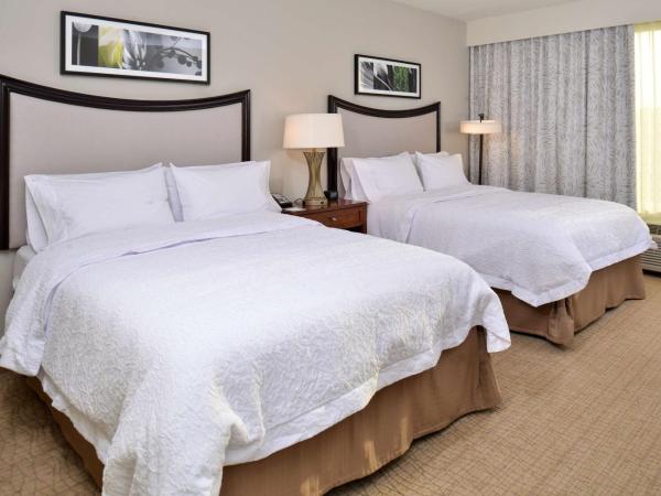 Hampton Inn & Suites Orlando/Downtown South - Medical Center : photo 3 de la chambre chambre double avec 2 lits doubles - non-fumeurs