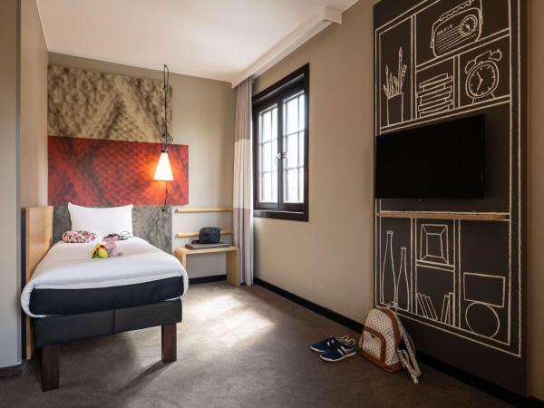 ibis Hotel Brussels off Grand'Place : photo 3 de la chambre chambre premium avec lit double et lit simple