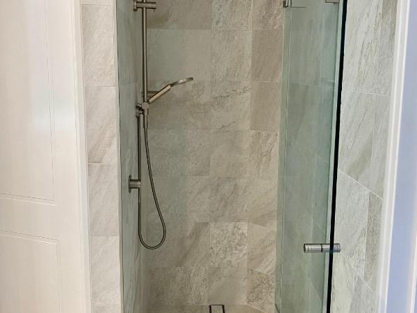 Ganesha Wellness Spa : photo 8 de la chambre suite lit king-size avec balcon