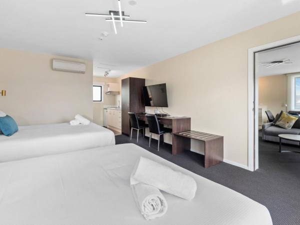 ASURE Rotorua International Motor Inn : photo 4 de la chambre appartement communiquant