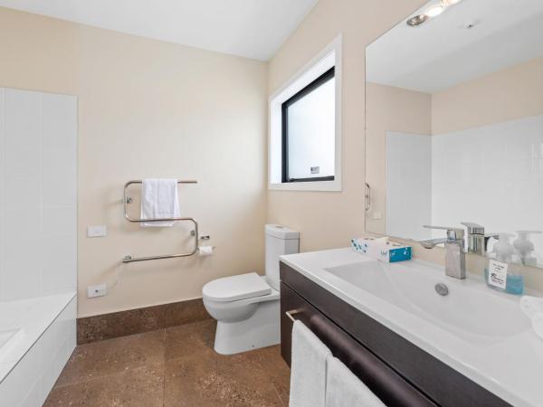 ASURE Rotorua International Motor Inn : photo 4 de la chambre appartement de luxe 1 chambre