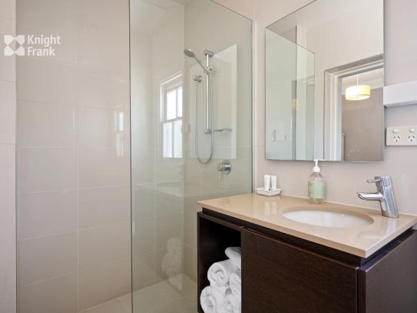 Clydesdale Manor : photo 1 de la chambre suite lit queen-size - 6