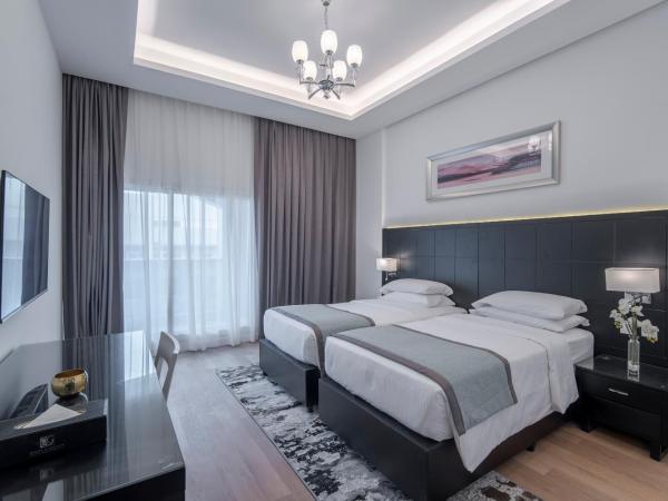 Rose Garden Hotel Apartments - Al Barsha, Near Metro Station : photo 2 de la chambre appartement 2 chambres avec balcon