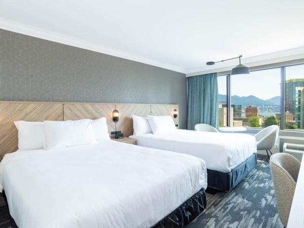 Sandman Hotel Vancouver Downtown : photo 1 de la chambre standard room, 2 queen beds, north tower