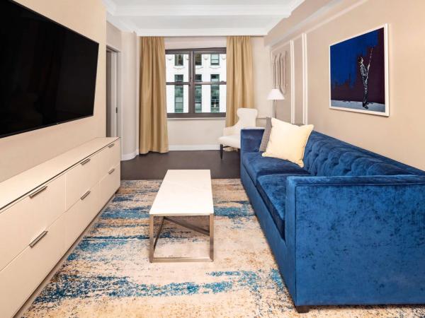 Hilton Club The Quin New York : photo 1 de la chambre suite 1 chambre lit king-size premier avec canapé-lit