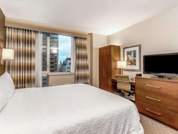 Hampton Inn Manhattan Grand Central : photo 3 de la chambre chambre lit king-size - vue sur ville - non-fumeurs