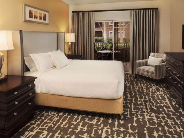 Hilton Grand Vacations Club Tuscany Village Orlando : photo 3 de la chambre suite 2 chambres avec canapé-lit et balcon
