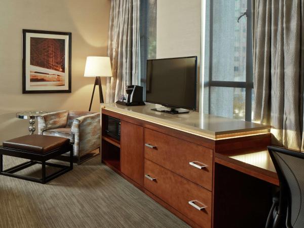 Hilton Garden Inn Phoenix Downtown : photo 4 de la chambre queen room with two queen beds - mobility and hearing access