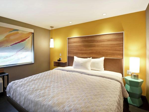 Tru By Hilton Louisville Airport : photo 3 de la chambre chambre lit king-size