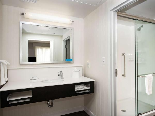 Hampton Inn & Suites by Hilton Seattle/Northgate : photo 4 de la chambre suite studio lit king-size - non-fumeurs