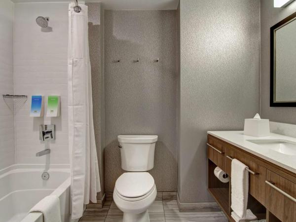 Home2 Suites By Hilton Edmonton South : photo 4 de la chambre studio avec 2 lits queen-size - non-fumeurs