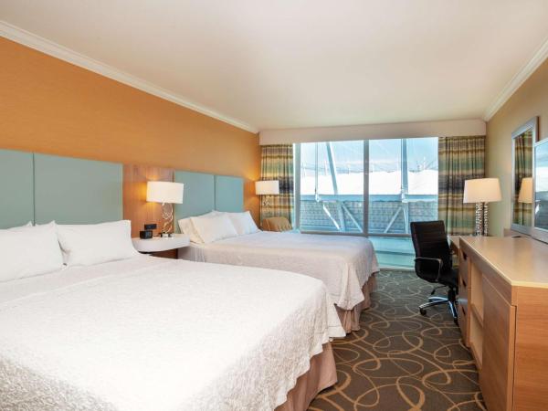 Hampton Inn & Suites, by Hilton - Vancouver Downtown : photo 1 de la chambre chambre 2 lits queen-size - non-fumeurs