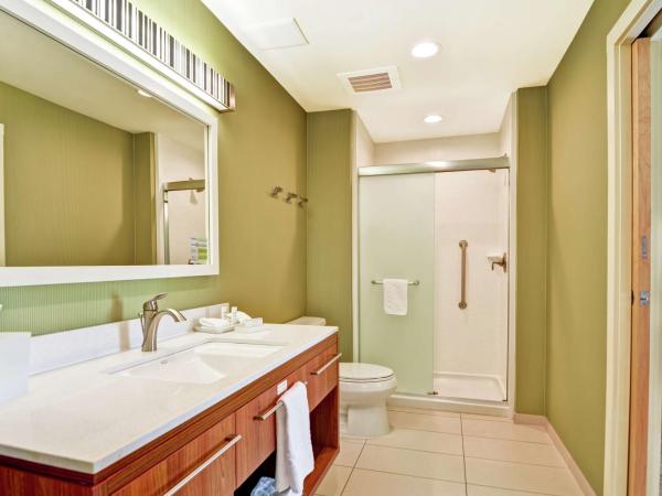 Home2 Suites by Hilton Charlotte Airport : photo 5 de la chambre suite 1 chambre lit queen-size - non-fumeurs