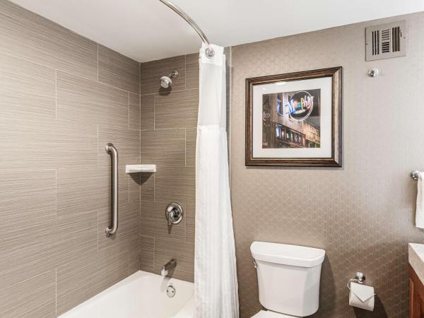 DoubleTree by Hilton Memphis : photo 7 de la chambre chambre double avec 2 lits doubles - non-fumeurs