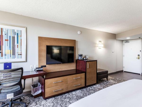 DoubleTree by Hilton Memphis : photo 2 de la chambre chambre lit king-size - non-fumeurs