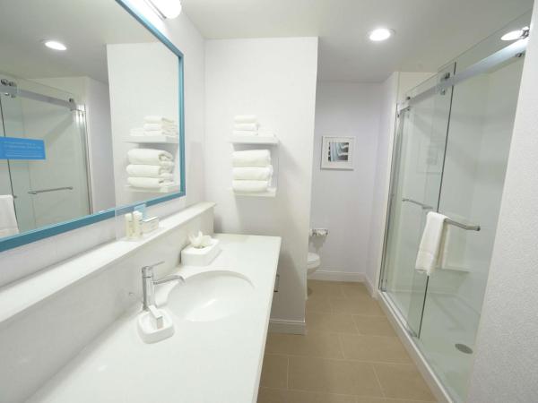 Hampton Inn & Suites Oklahoma City/Quail Springs : photo 3 de la chambre chambre lit king-size - non-fumeurs