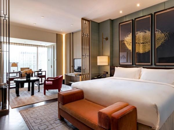 Waldorf Astoria Beijing : photo 2 de la chambre chambre lit king-size premier