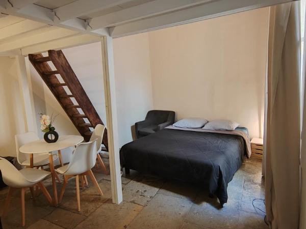 Palais des Rois d'Aragon : photo 3 de la chambre chambre double classique