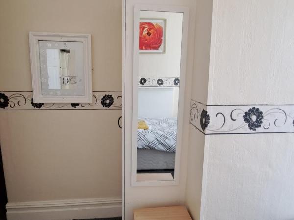 Fern Villa Hotel - Albert Road : photo 4 de la chambre chambre quadruple