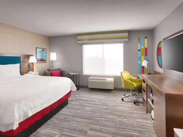 Hampton Inn & Suites Salt Lake City Airport : photo 3 de la chambre chambre lit king-size - non-fumeurs