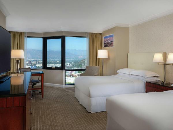 Hilton Los Angeles-Universal City : photo 1 de la chambre chambre double exécutive avec 2 lits doubles - vue sur universal