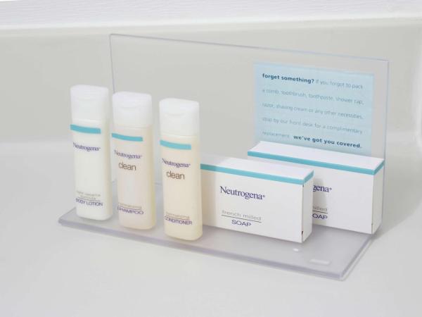 Hampton Inn Monterrey-Airport : photo 2 de la chambre chambre lit king-size - non-fumeurs