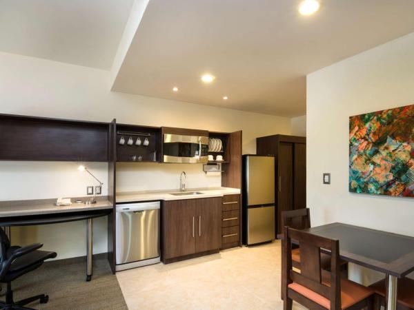 Homewood Suites by Hilton Queretaro : photo 6 de la chambre suite 1 chambre lit king-size - non-fumeurs