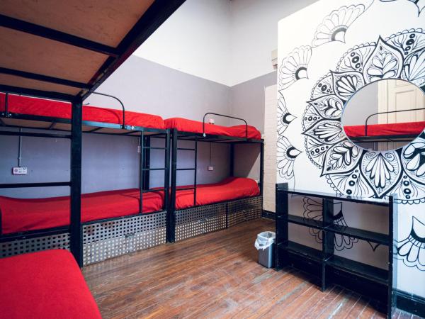IDEAL SOCIAL Hostel : photo 1 de la chambre dortoir mixte de 6 lits