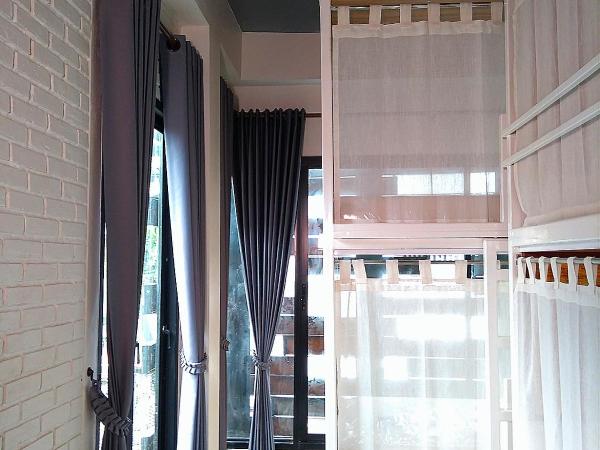 Baan Mai Kradan Hostel Chiang Rai : photo 2 de la chambre lit dans dortoir mixte de 8 lits