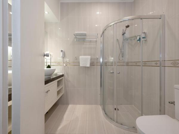 Adelaide Granada Motor Inn : photo 9 de la chambre appartement