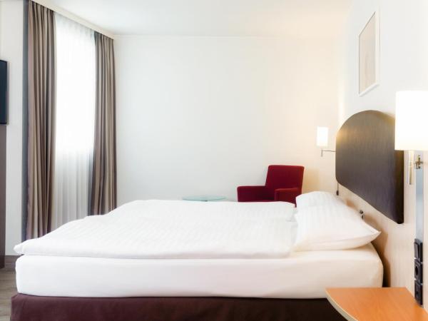 IntercityHotel Wien : photo 2 de la chambre chambre familiale