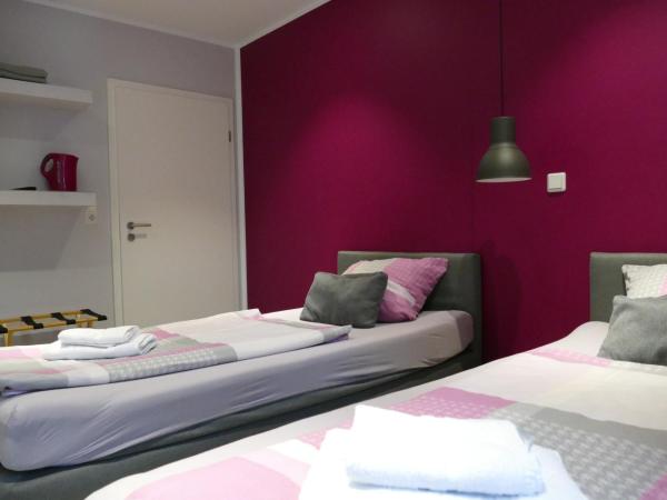 Pension Sölde : photo 3 de la chambre chambre lits jumeaux standard avec salle de bains commune