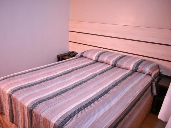 Barigui Park Hotel : photo 1 de la chambre hébergement double standard