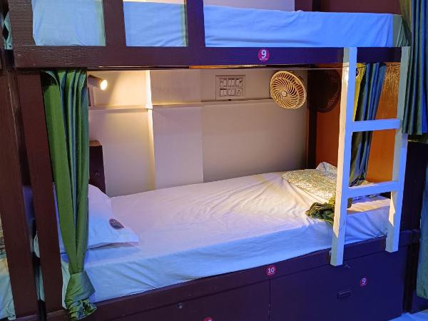 Frazyone hostel : photo 2 de la chambre lit superposé dans dortoir mixte