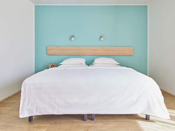 Center Hotels Plaza : photo 3 de la chambre grande chambre double