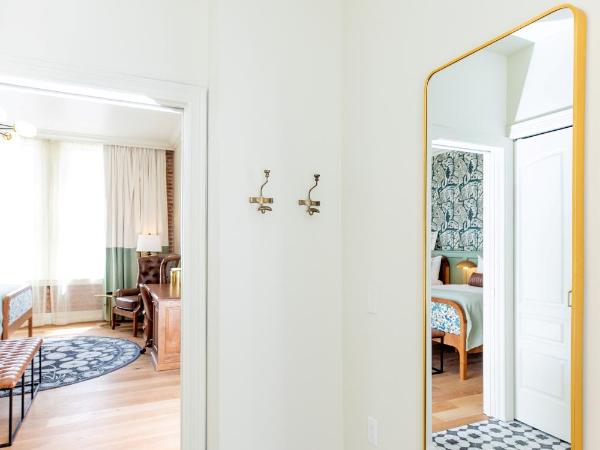 The Mining Exchange : photo 2 de la chambre retreat suite with two queen beds